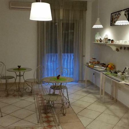 B&B Aminei Metro Naples Exterior photo