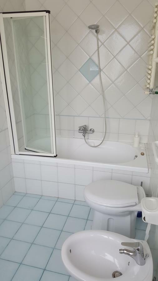 B&B Aminei Metro Naples Exterior photo